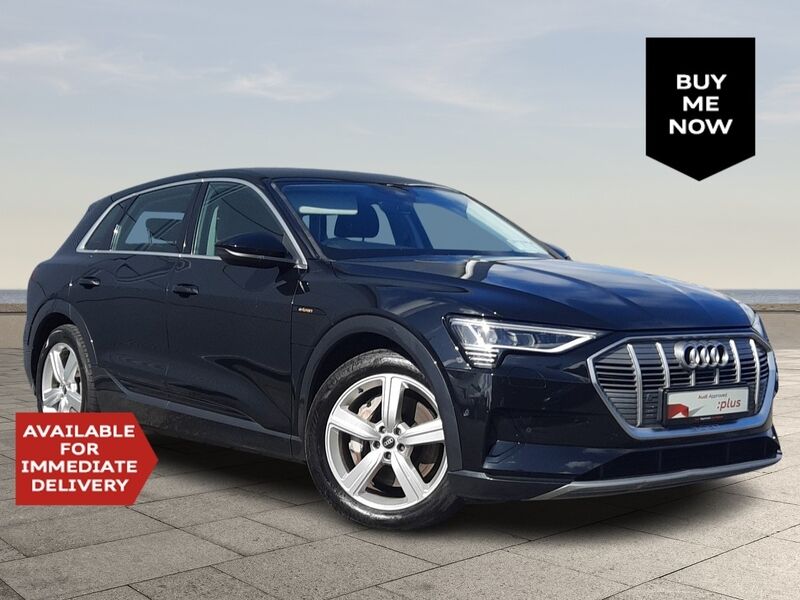 More views of Audi E-Tron