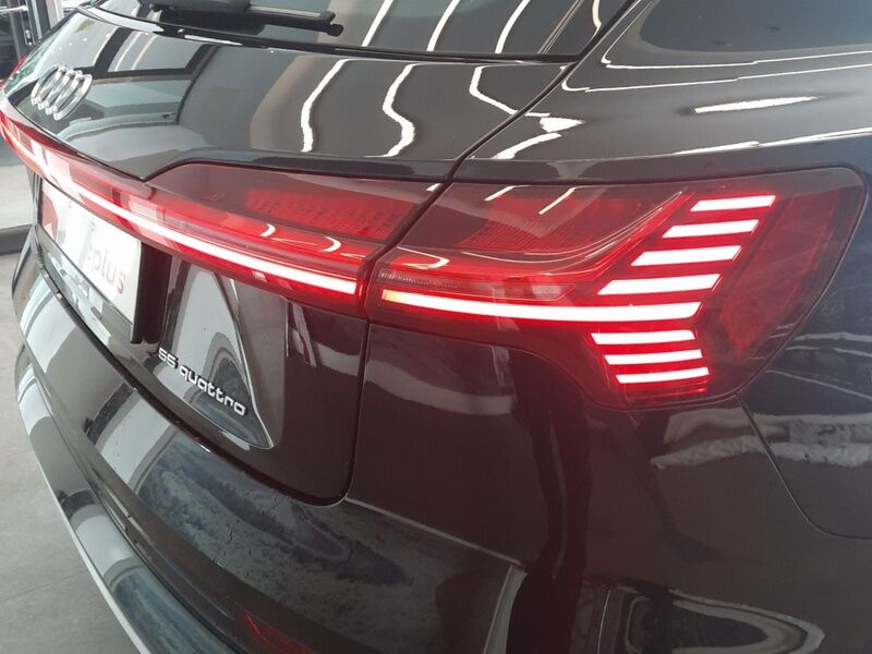 More views of Audi E-Tron