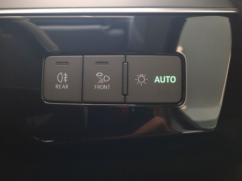 More views of Audi E-Tron