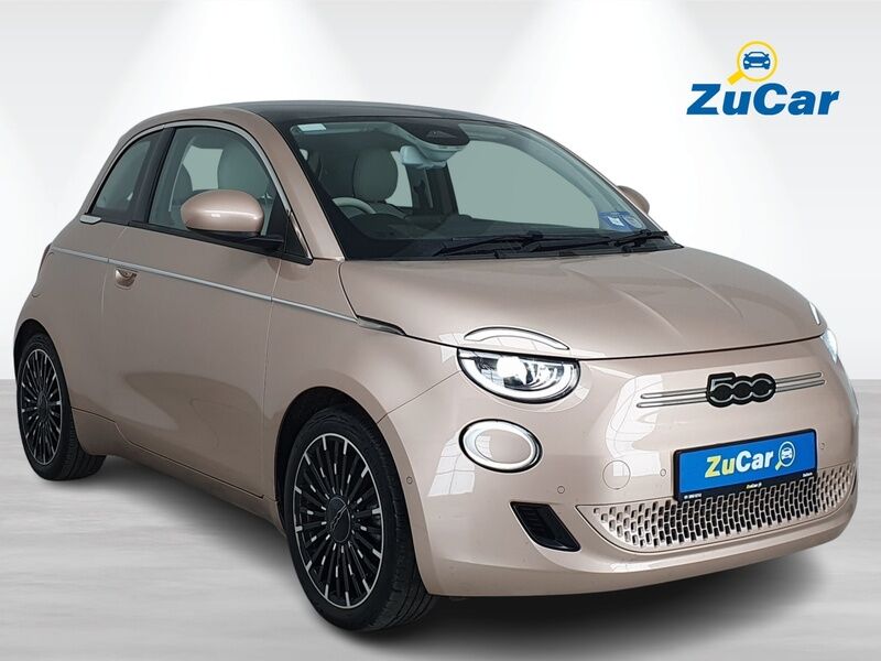More views of Fiat 500e