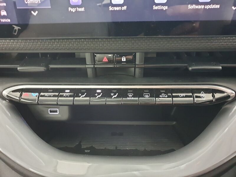 More views of Fiat 500e