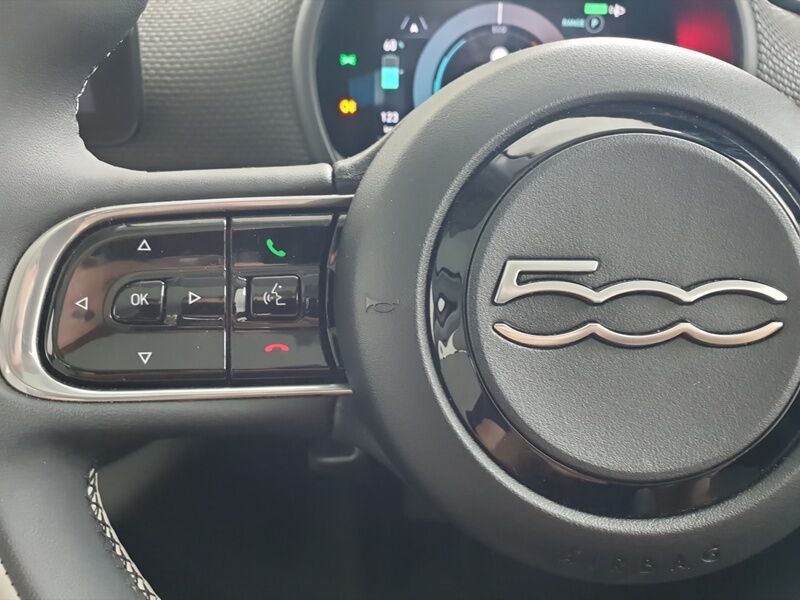 More views of Fiat 500e