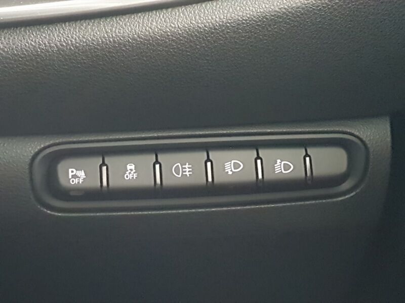 More views of Fiat 500e