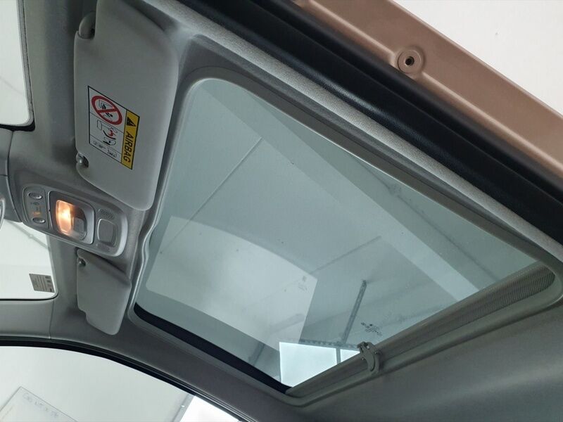 More views of Fiat 500e