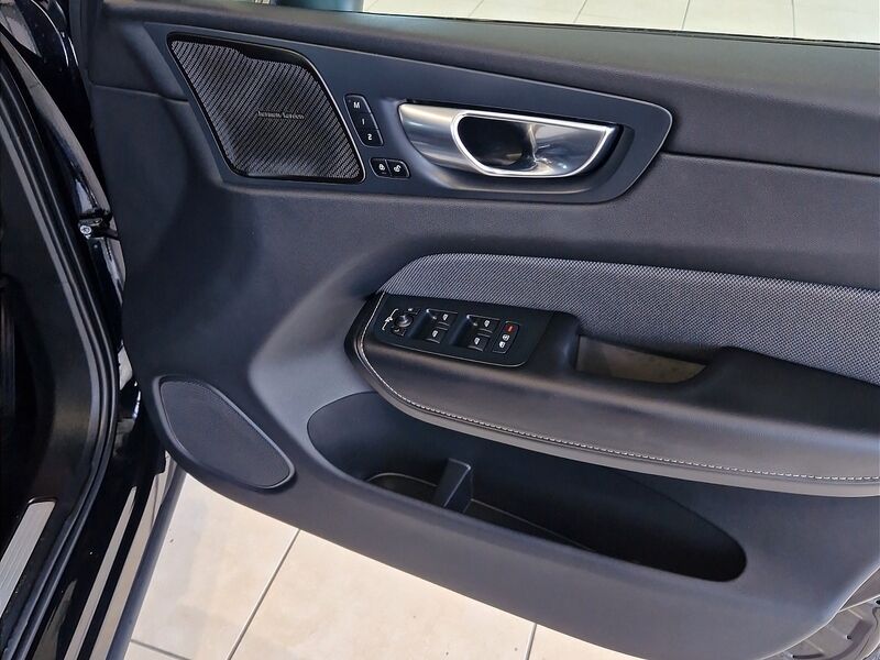 More views of Volvo XC60