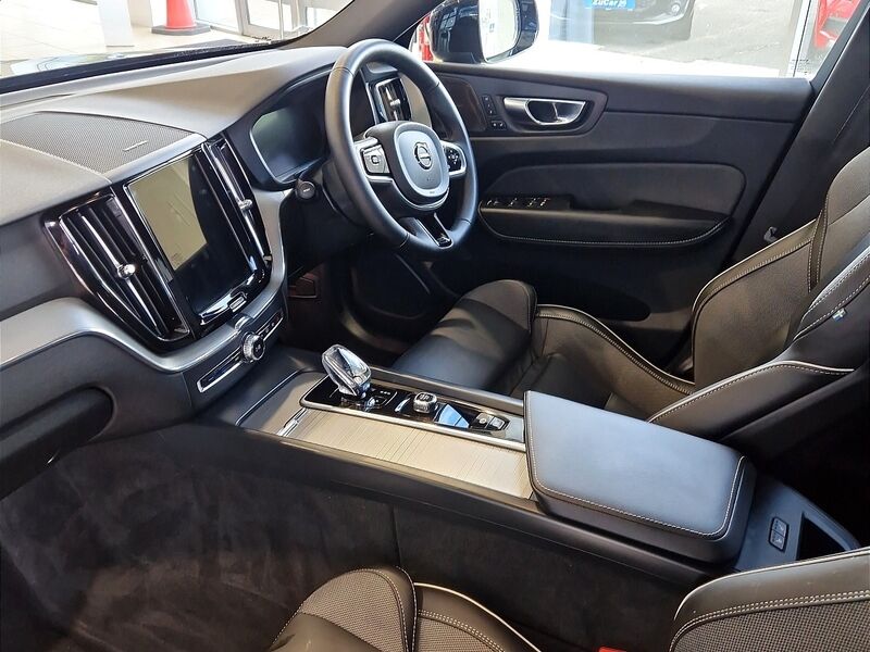 More views of Volvo XC60