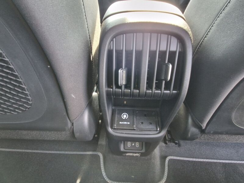 More views of Hyundai Kona