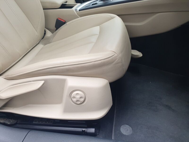 More views of Audi A4