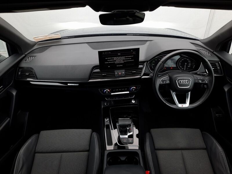 More views of Audi Q5