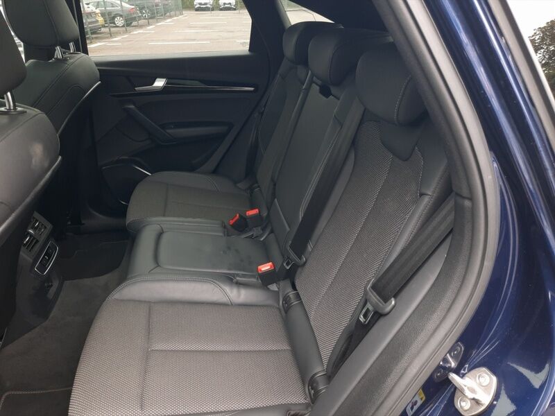 More views of Audi Q5