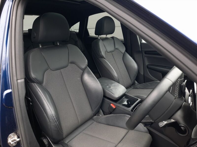 More views of Audi Q5