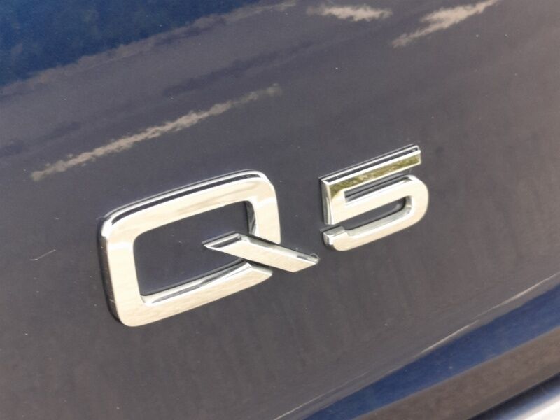 More views of Audi Q5