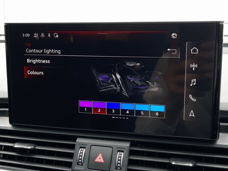 More views of Audi Q5