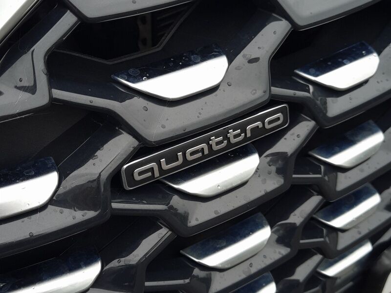 More views of Audi Q5