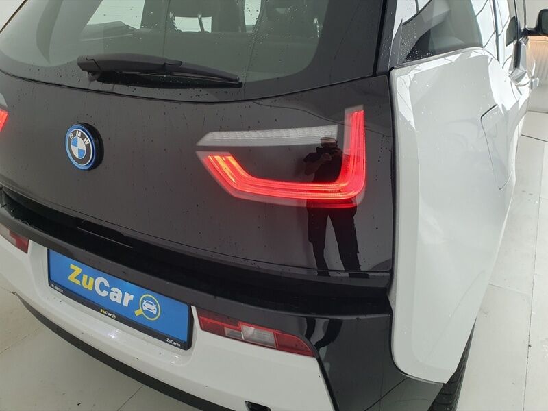 More views of BMW i3