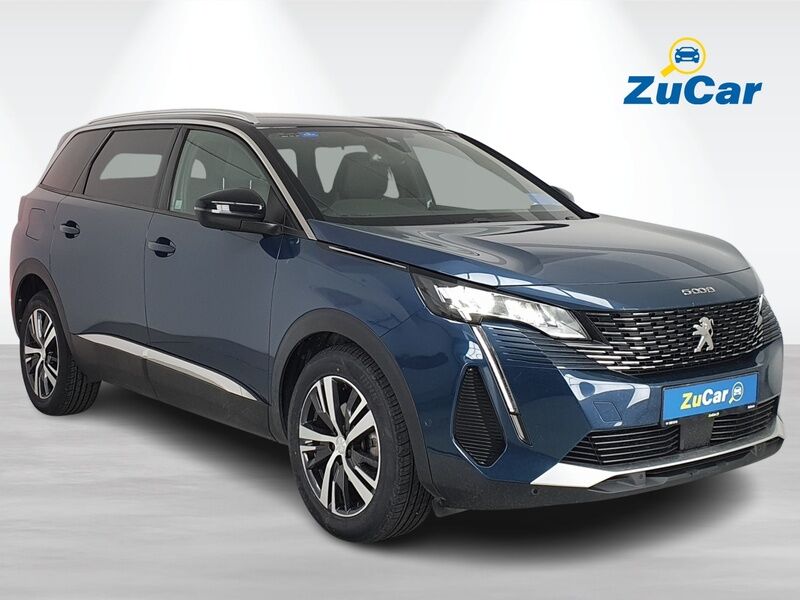 More views of Peugeot 5008