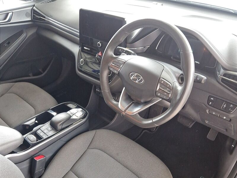 More views of Hyundai Ioniq