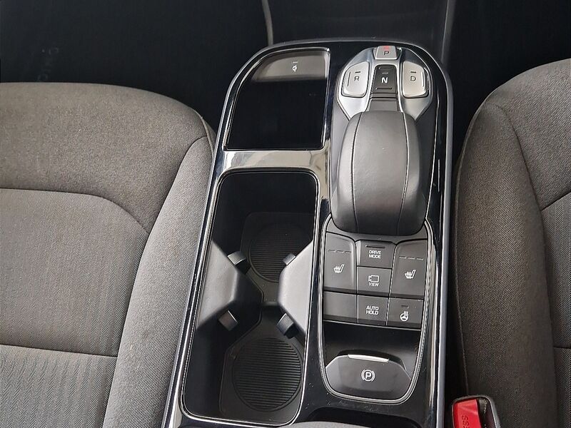 More views of Hyundai Ioniq