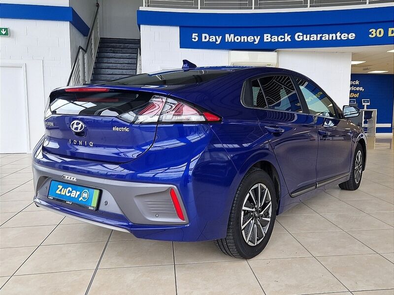 More views of Hyundai Ioniq