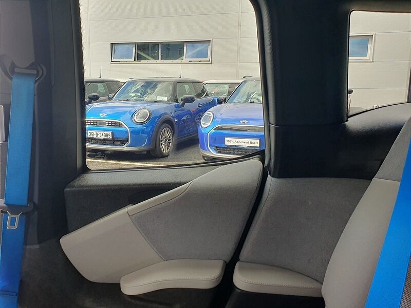 More views of BMW i3