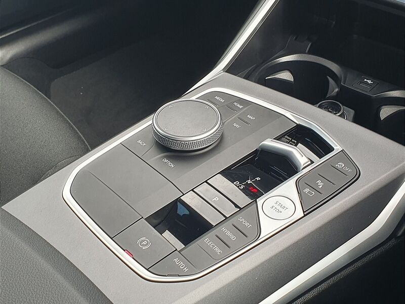 More views of BMW 3 Series