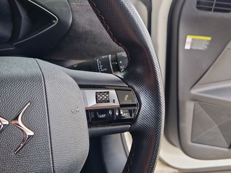 More views of DS Automobiles DS 3