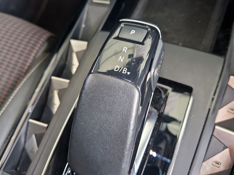 More views of DS Automobiles DS 3