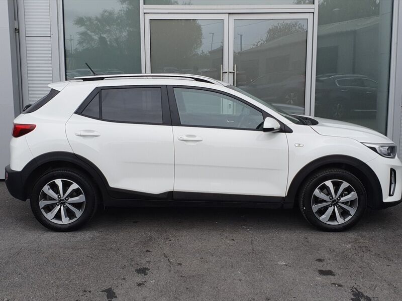 More views of Kia Stonic