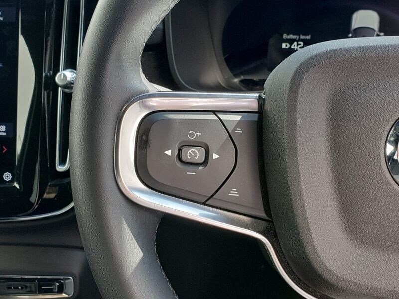 More views of Volvo XC40