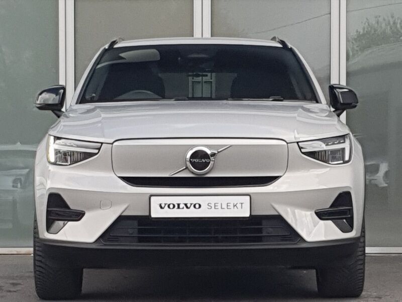 More views of Volvo XC40
