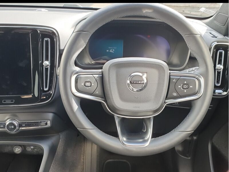 More views of Volvo XC40