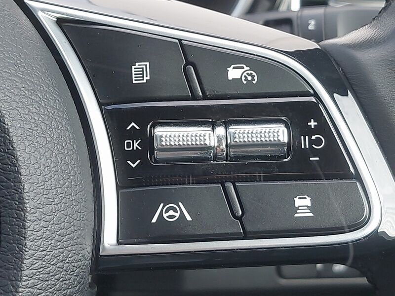 More views of Kia XCeed