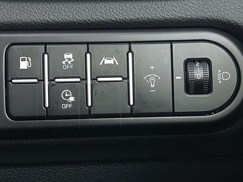 More views of Kia XCeed