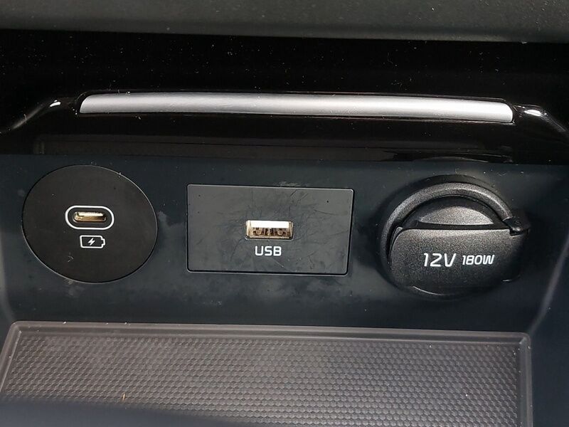 More views of Kia XCeed