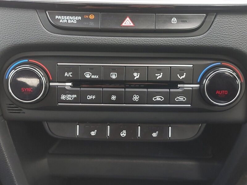 More views of Kia XCeed