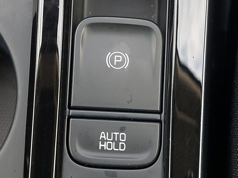 More views of Kia XCeed