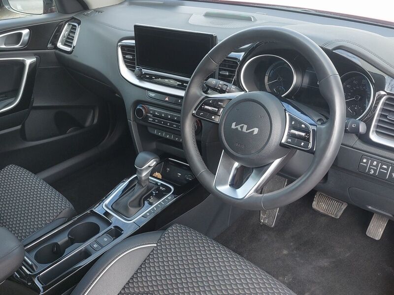 More views of Kia XCeed