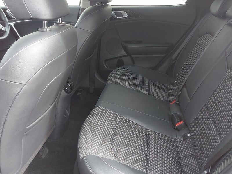 More views of Kia XCeed