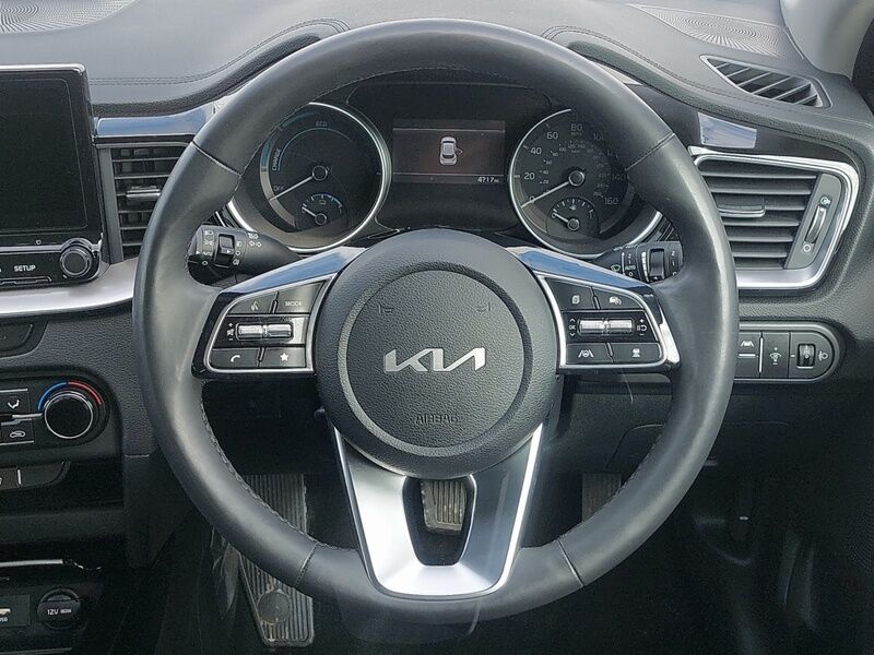 More views of Kia XCeed