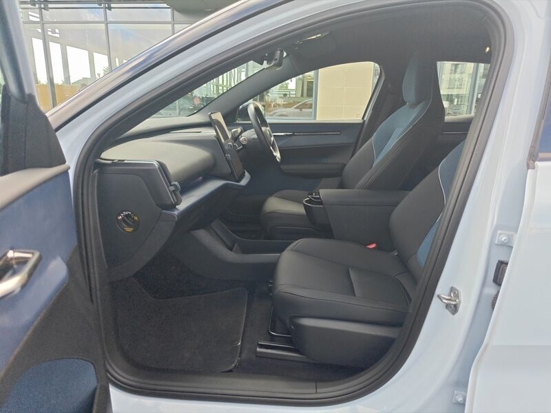 More views of Volvo EX30