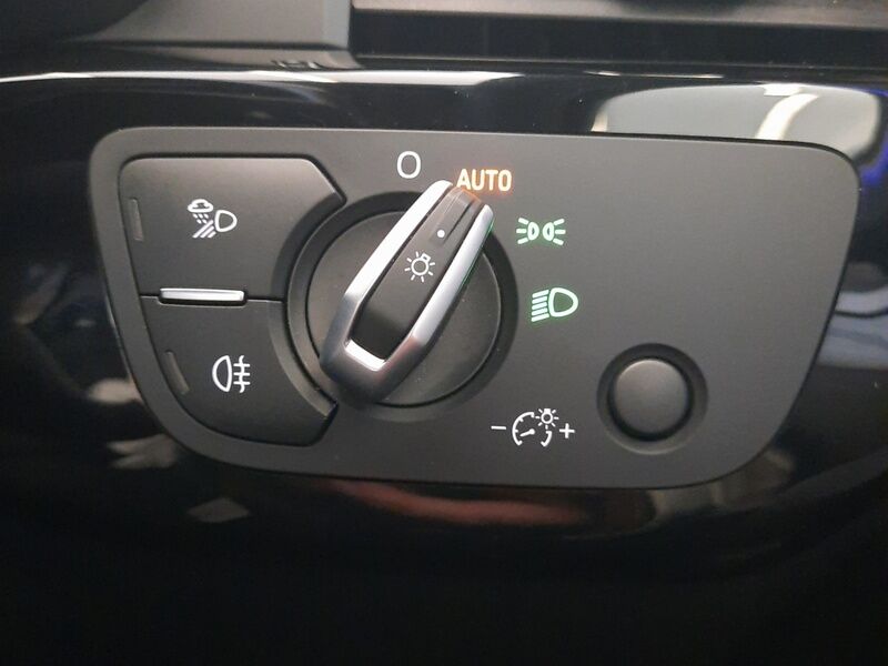 More views of Audi A4 Avant