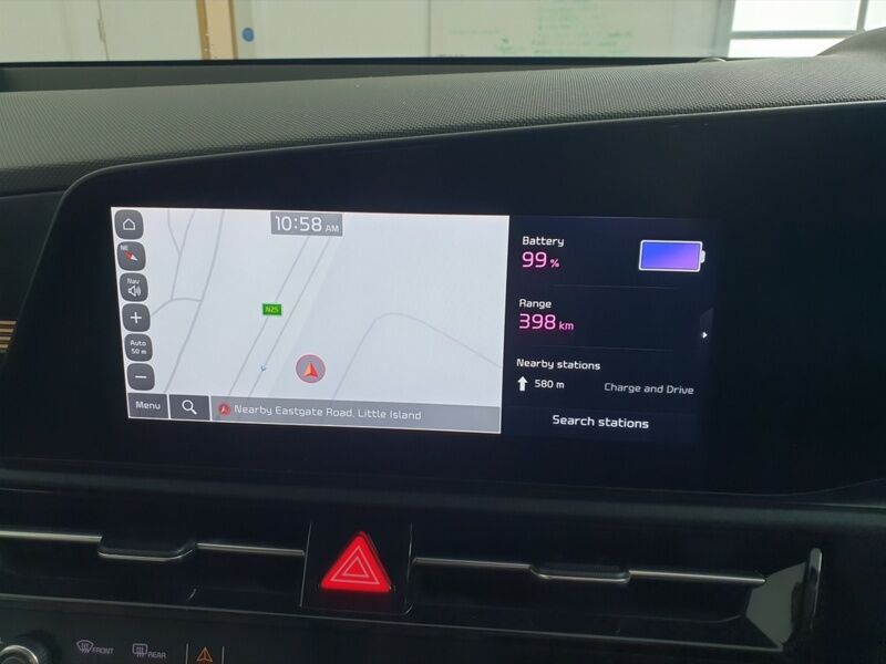 More views of Kia Niro