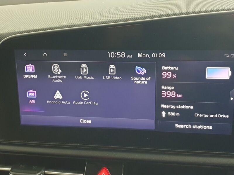 More views of Kia Niro
