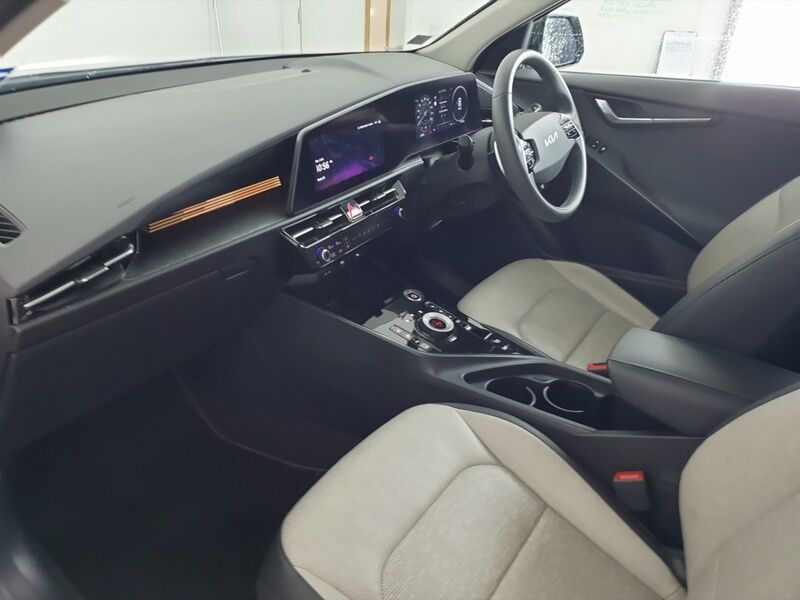 More views of Kia Niro