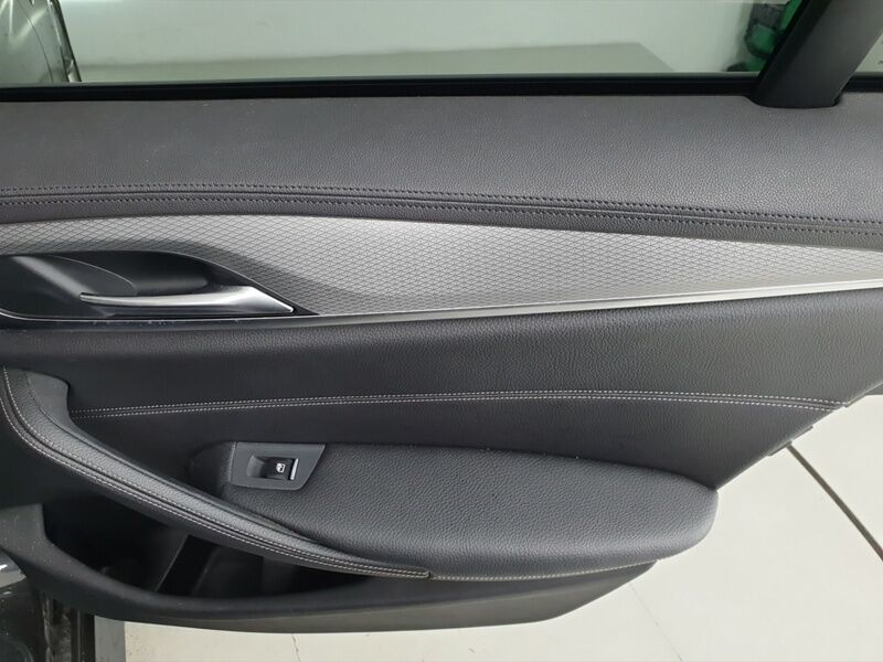 More views of BMW 5 Series