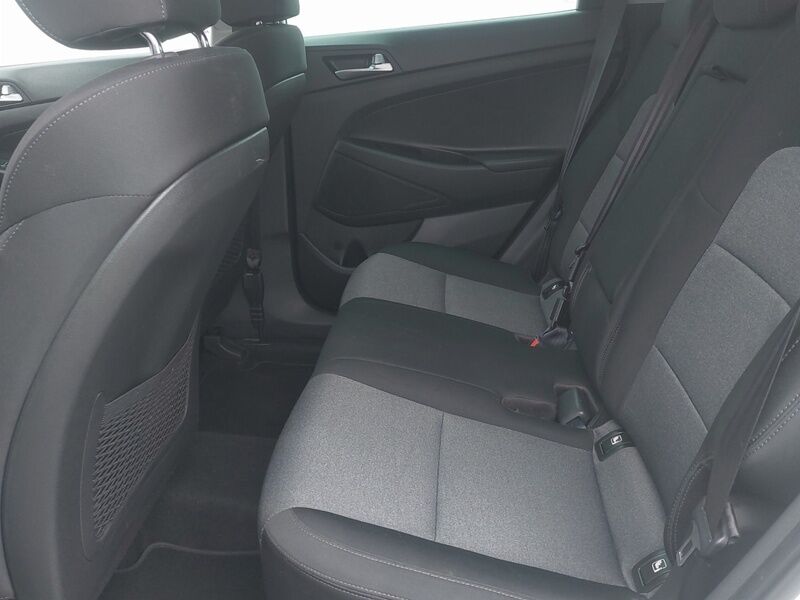 More views of Hyundai Tucson