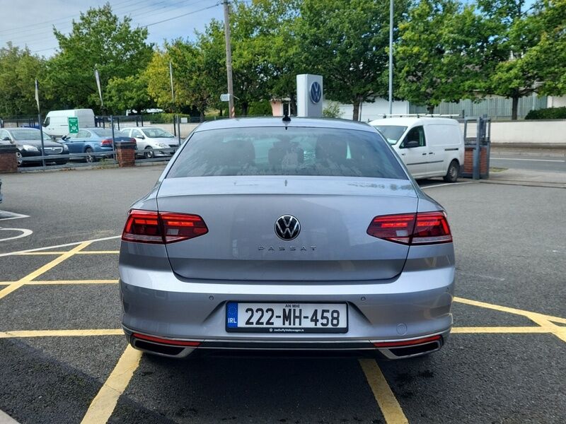 More views of Volkswagen Passat