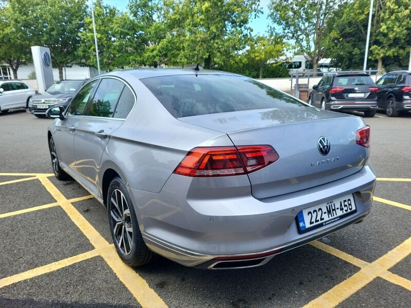 More views of Volkswagen Passat