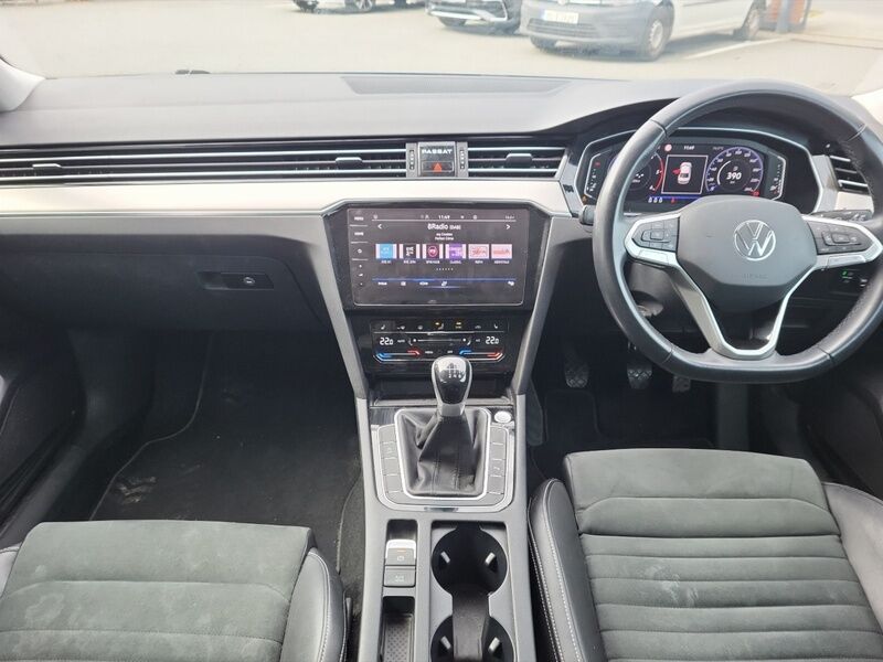 More views of Volkswagen Passat