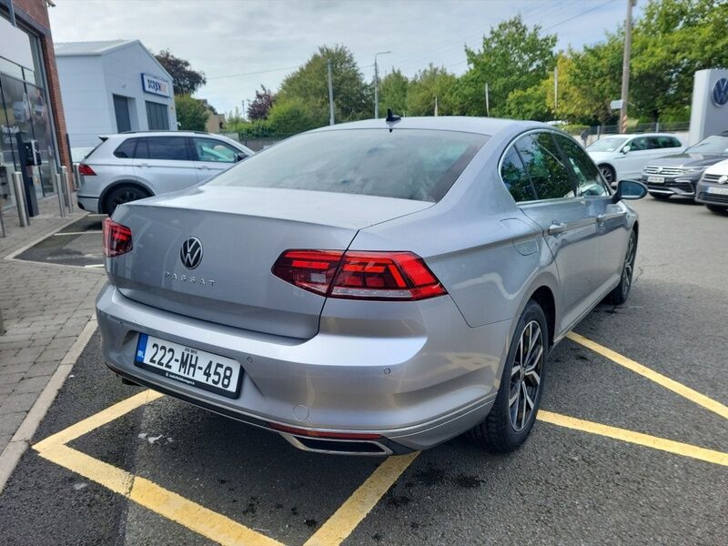 More views of Volkswagen Passat